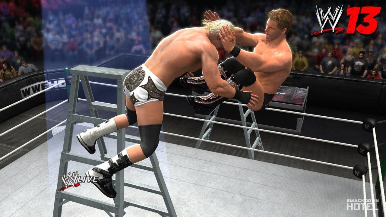 Lutadores disputam uma manobra no alto da escada em WWE 13